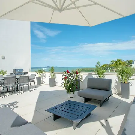 Sunset - Lakeside Boutique Appartement Fonyód